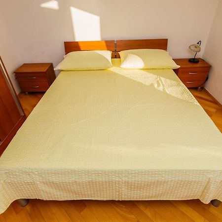 Apartamenty Z Basenem Ilja Rogoznica (Sibenik-Knin) Eksteriør billede